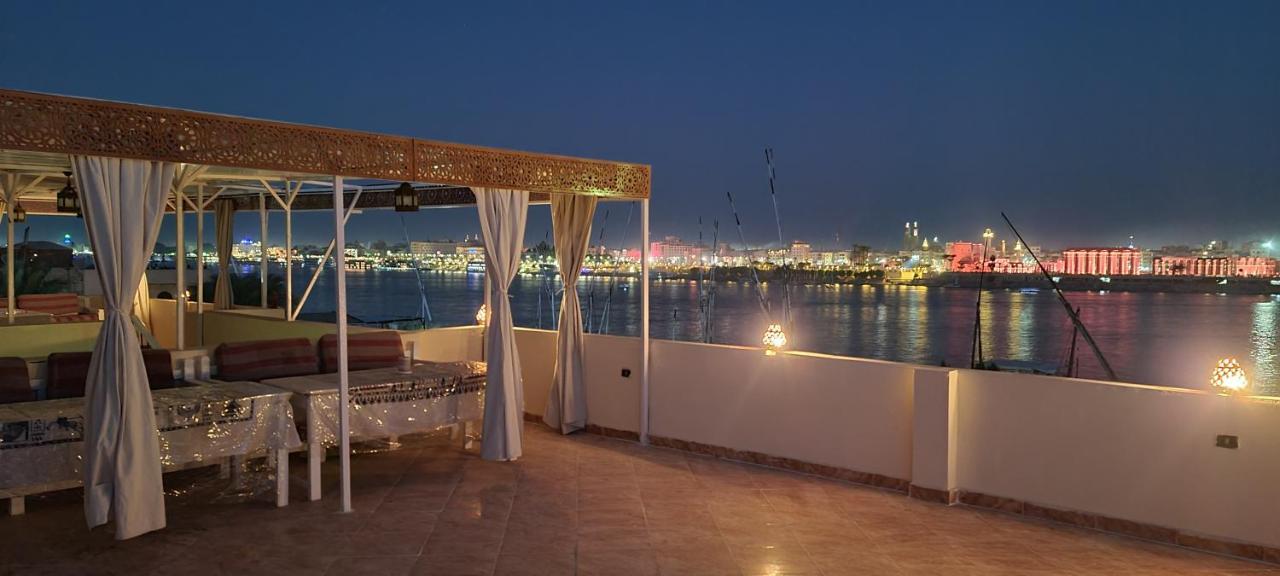 Senmut Luxory Apartments Bagian luar foto